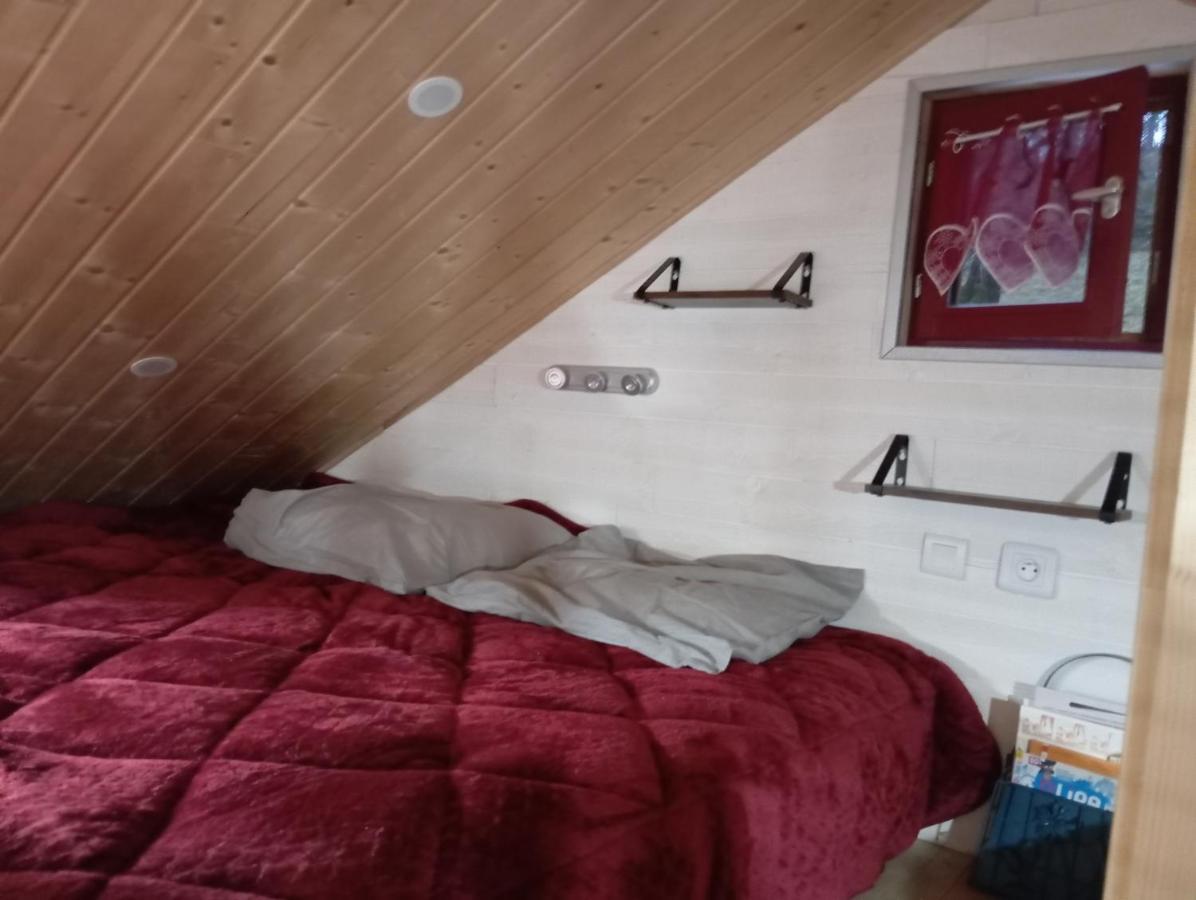 La P'Tite Maison Bois Du Herisson Menetrux-en-Joux ภายนอก รูปภาพ