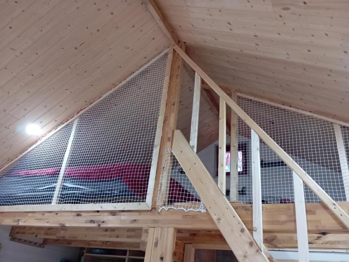 La P'Tite Maison Bois Du Herisson Menetrux-en-Joux ภายนอก รูปภาพ